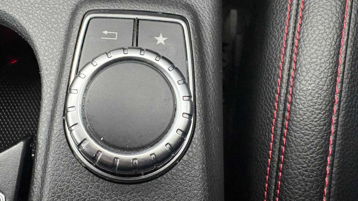 Used Mercedes-Benz A-Class 2017 for sale - 77443573: Photo 23