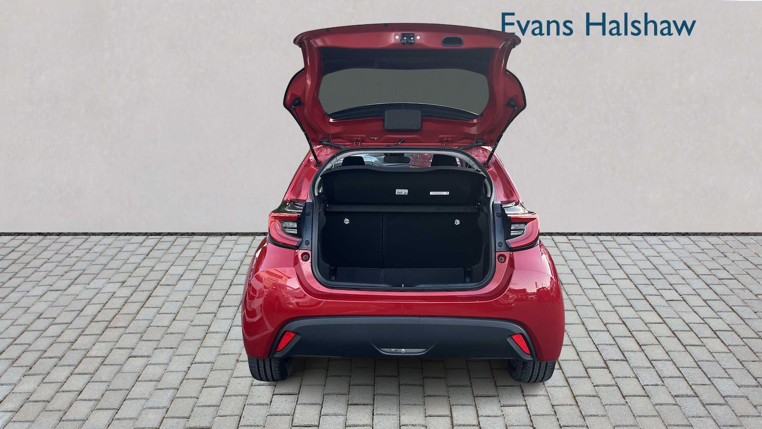 Used Toyota Yaris 2022 for sale - 76524038: Photo 12