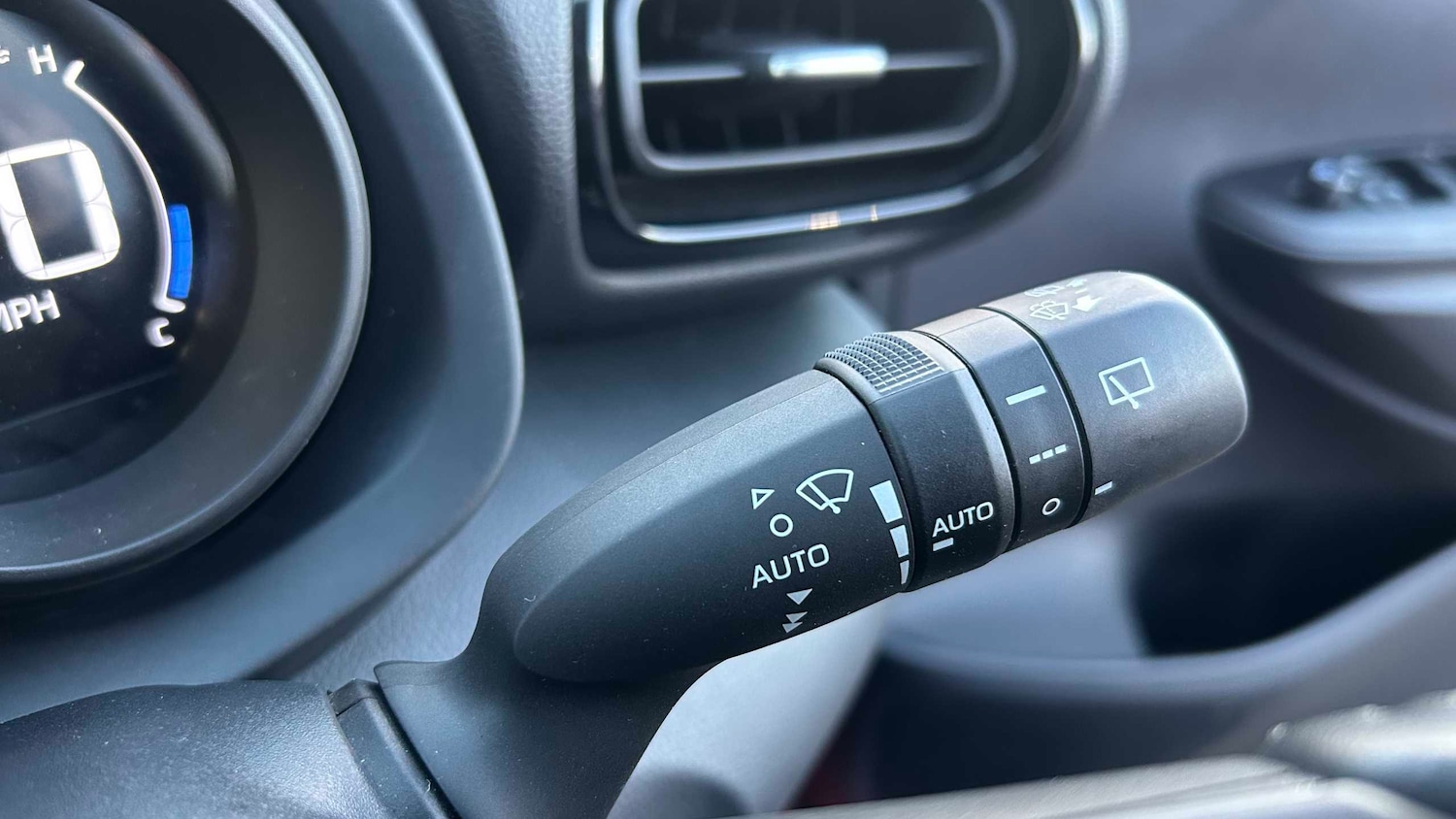 Used Toyota Yaris 2022 for sale - 76524038: Photo 19