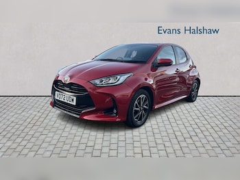 Used Toyota Yaris 2022 for sale - 76524038: Photo