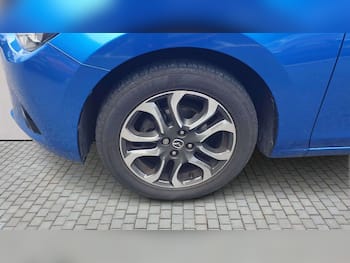 Used Mazda Mazda2 2016 for sale - 79716052: Photo