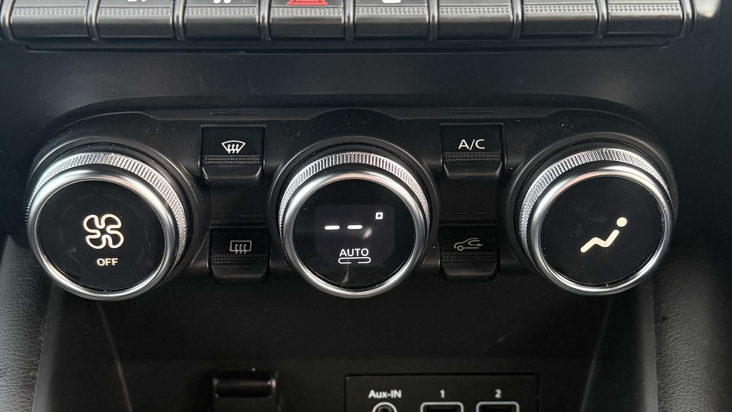 Used Renault Captur 2022 for sale - 76967804: Photo 29