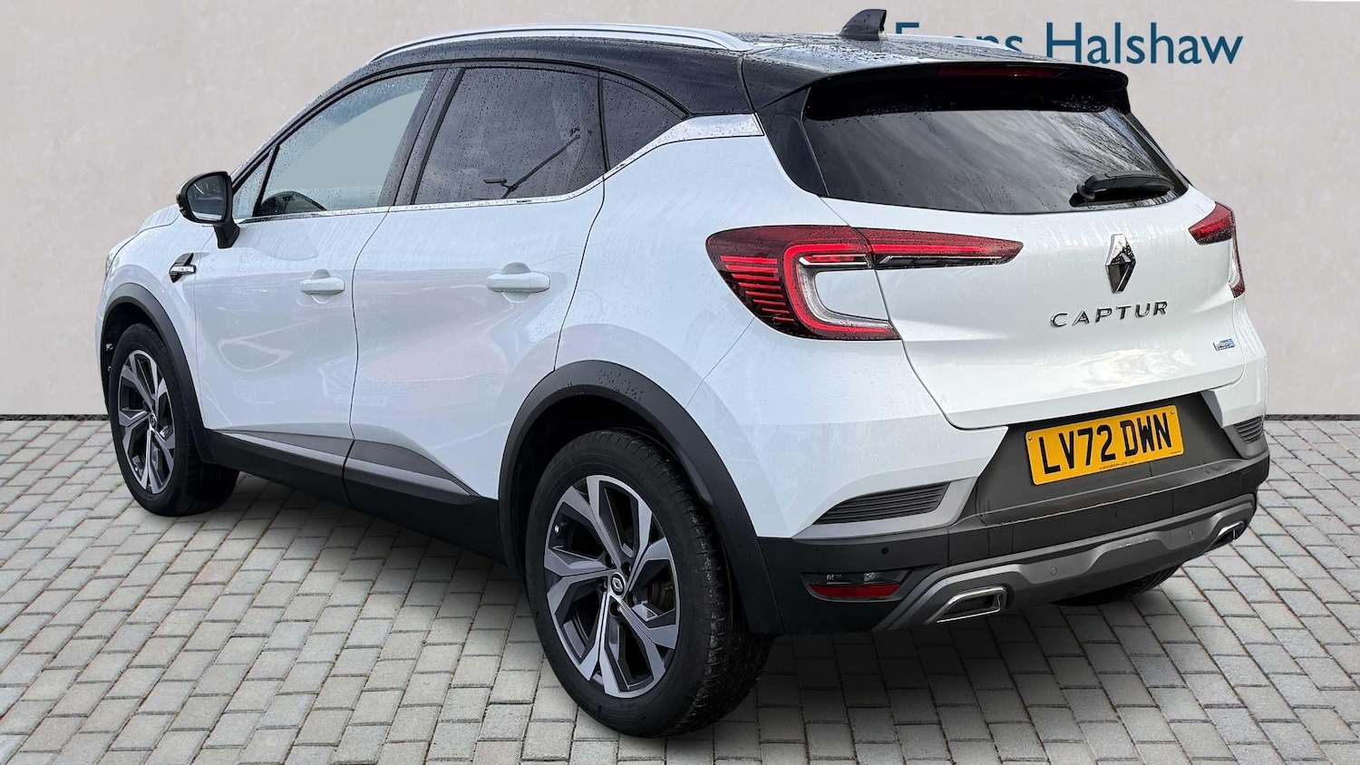 Used Renault Captur 2022 for sale - 76967804: Photo 3