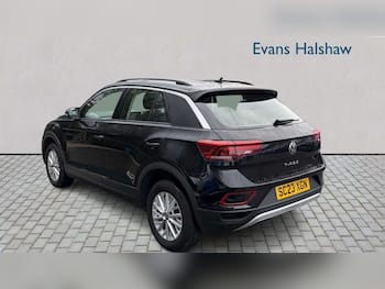 Used Volkswagen T-Roc 2023 for sale - 79716334: Photo