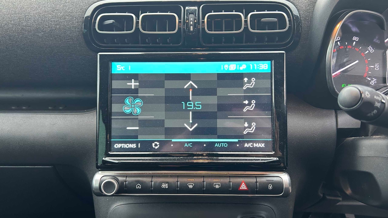 Used Citroen C3 Aircross 2024 for sale - 77061126: Photo 33