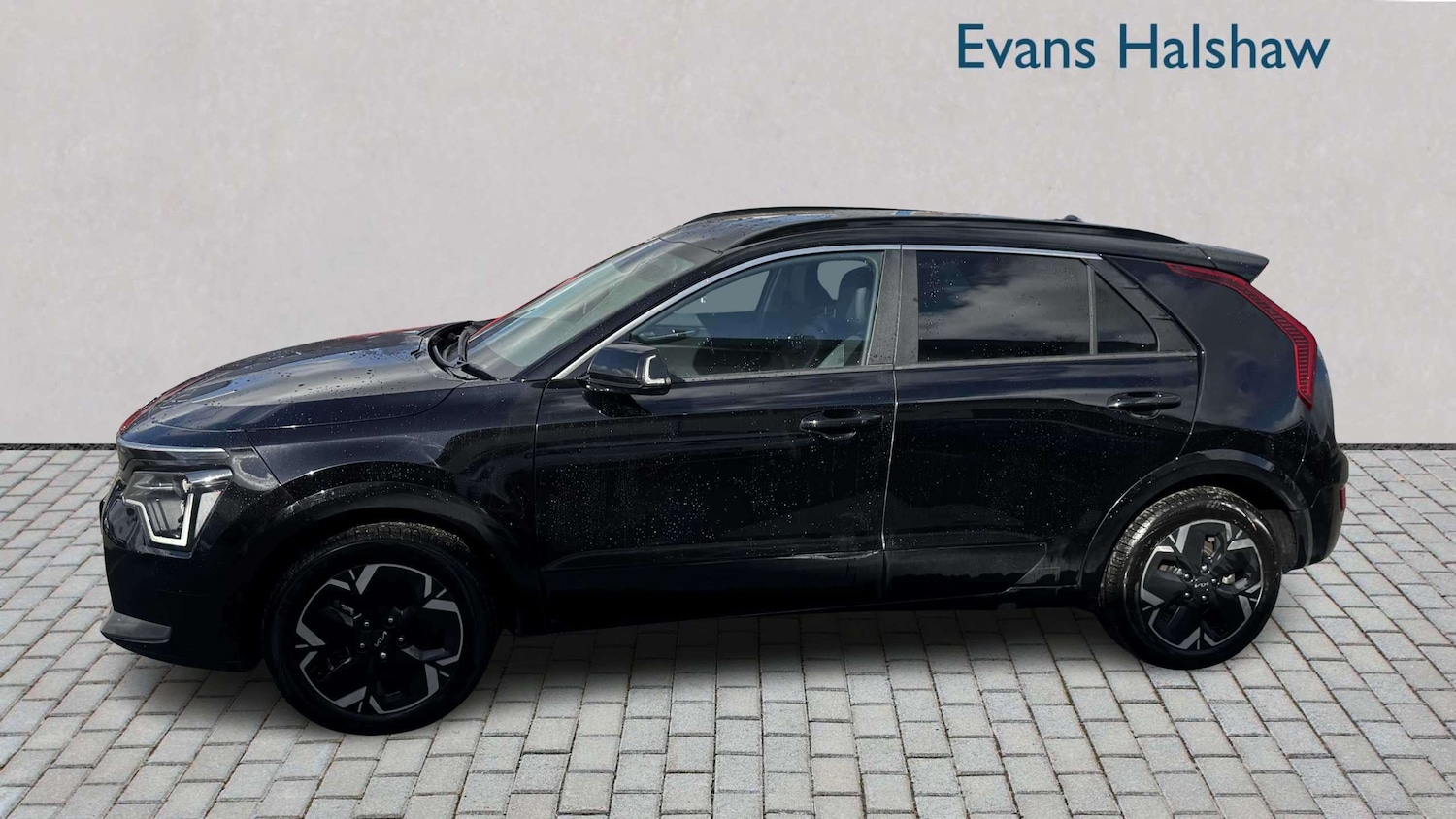 Used Kia Niro 2023 for sale - 77740902: Photo 4