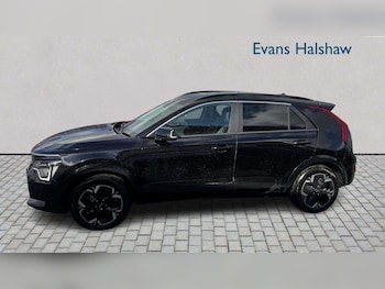 Used Kia Niro 2023 for sale - 77740902: Photo