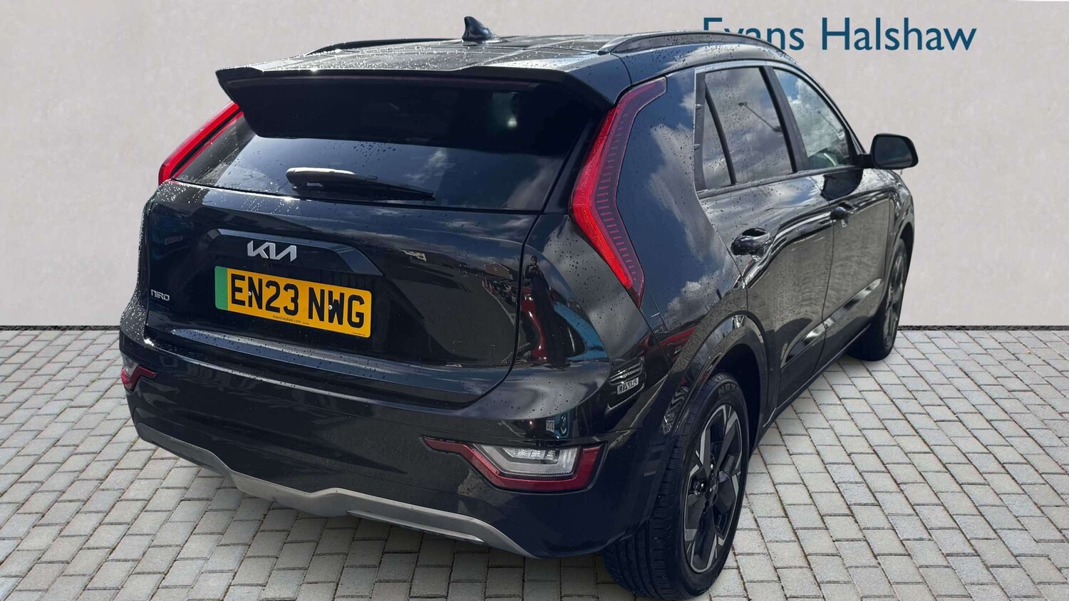 Used Kia Niro 2023 for sale - 77740902: Photo 7