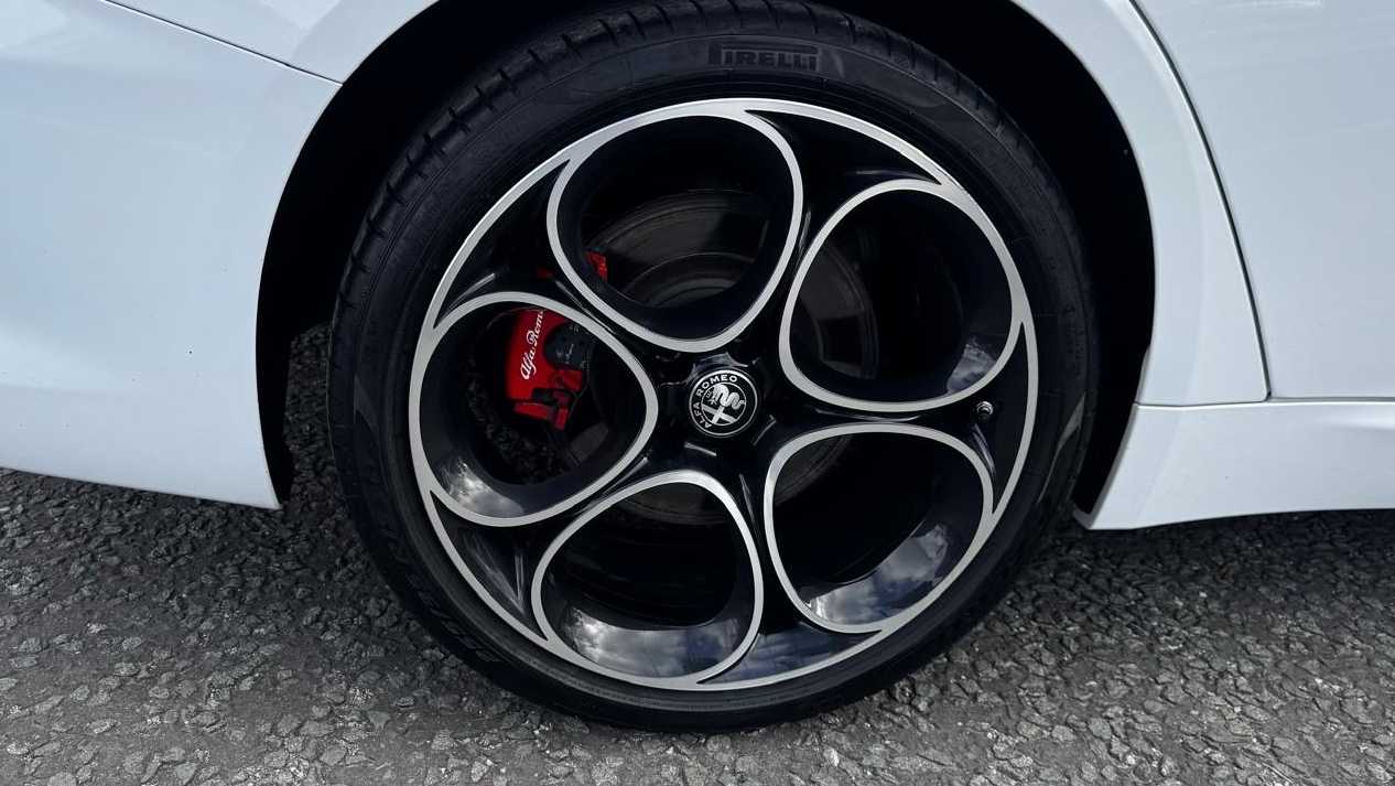 Used Alfa Romeo Giulia 2023 for sale - 78024396: Photo 9