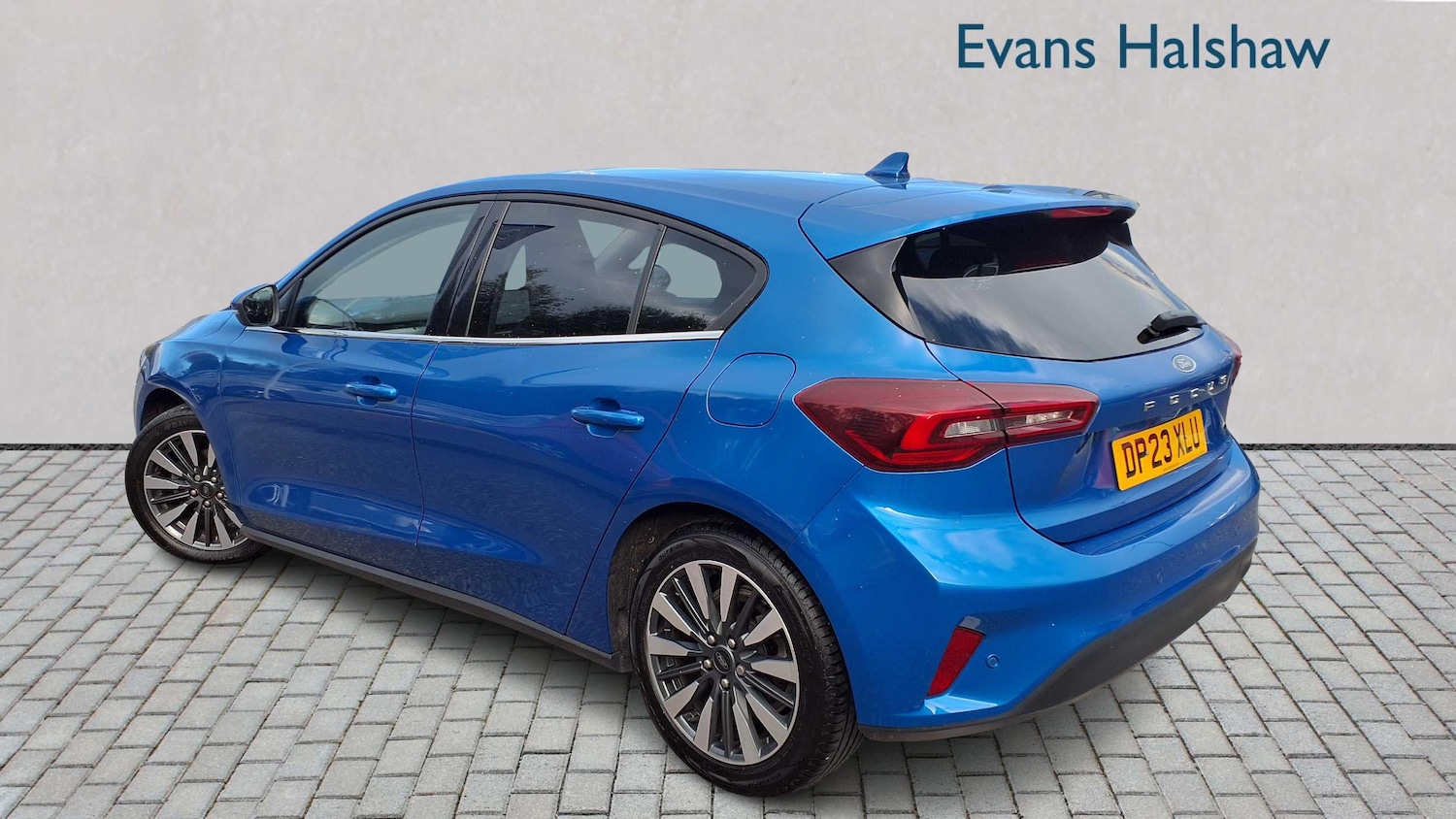 Used Ford Focus 2023 for sale - 76034847: Photo 2