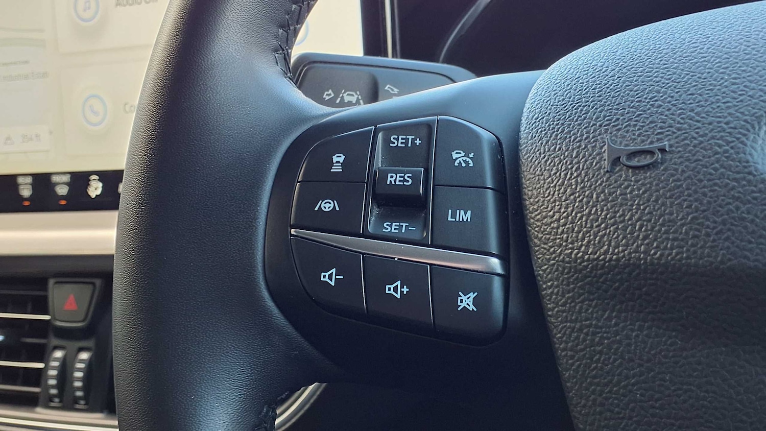 Used Ford Focus 2023 for sale - 76034847: Photo 32