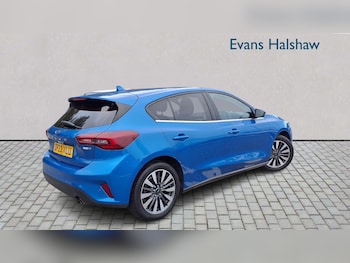 Used Ford Focus 2023 for sale - 76034847: Photo 4