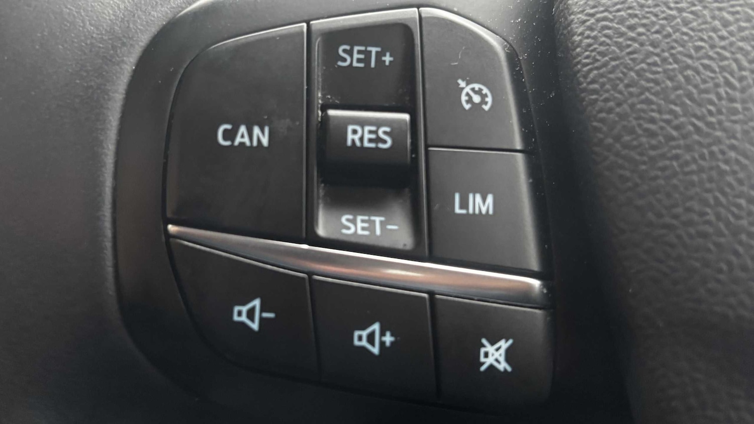 Used Ford Focus 2020 for sale - 76329292: Photo 20