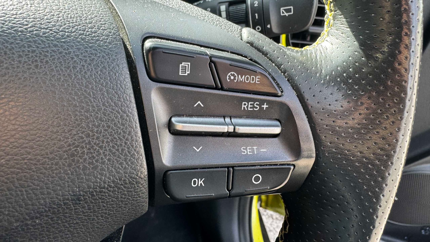 Used Hyundai KONA 2018 for sale - 78149101: Photo 24