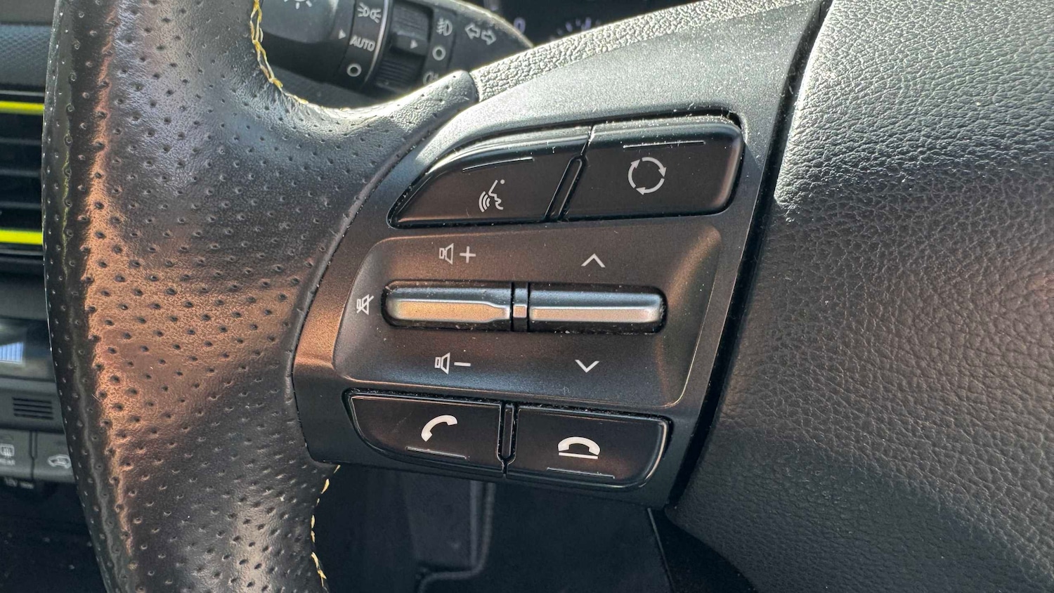 Used Hyundai KONA 2018 for sale - 78149101: Photo 25