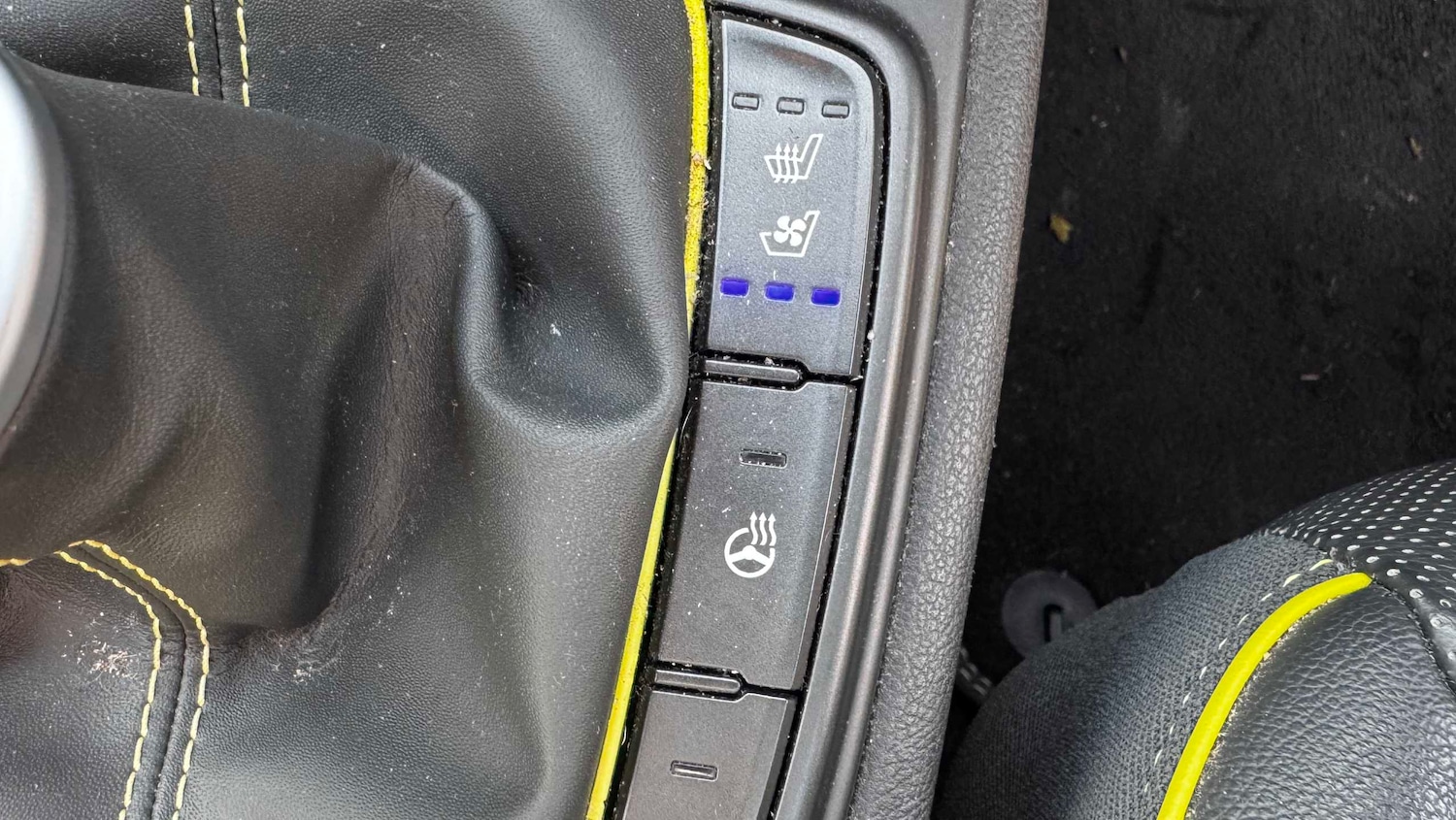 Used Hyundai KONA 2018 for sale - 78149101: Photo 30