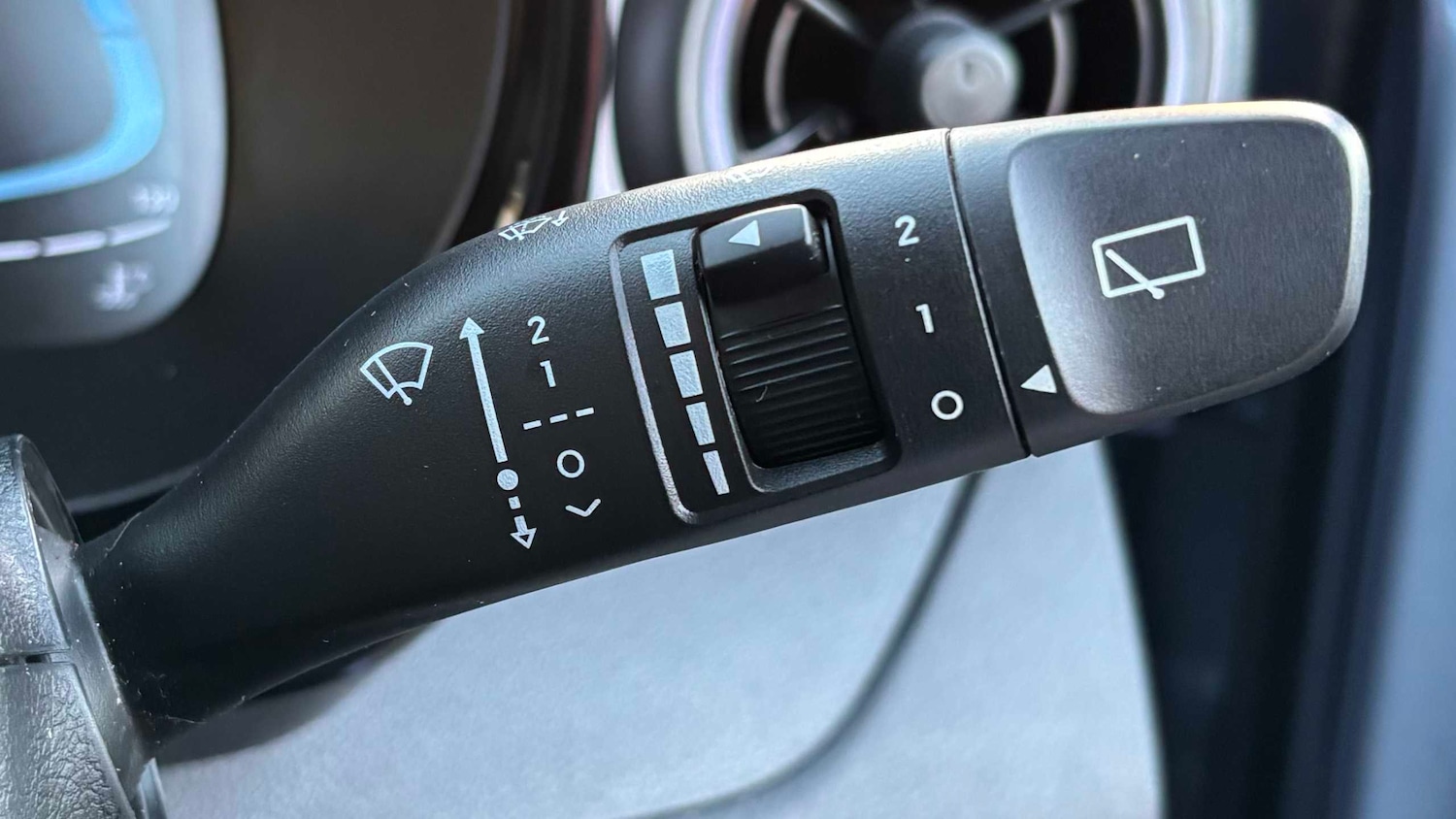 Used Hyundai i10 2024 for sale - 76648874: Photo 21