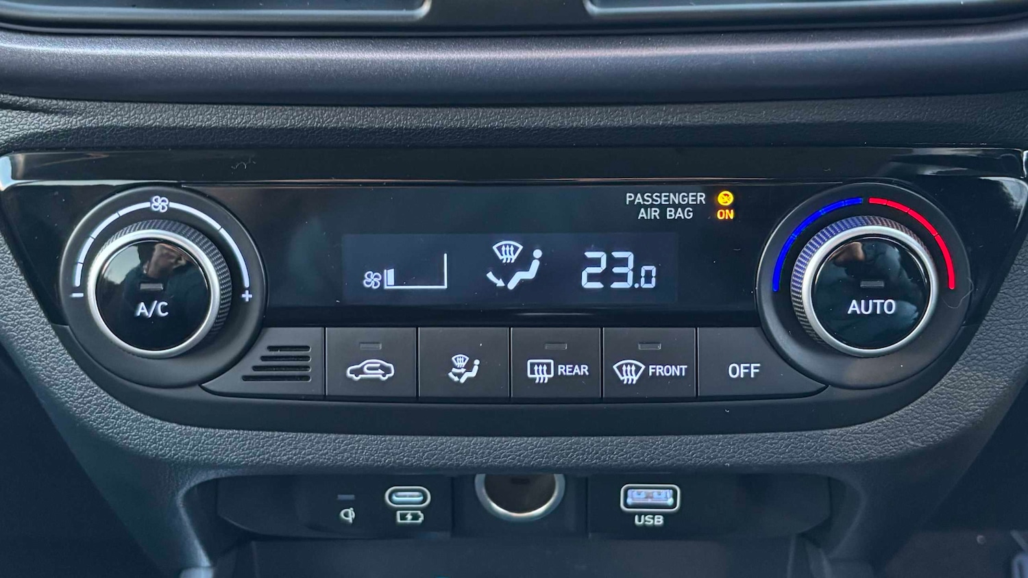 Used Hyundai i10 2024 for sale - 76648874: Photo 27