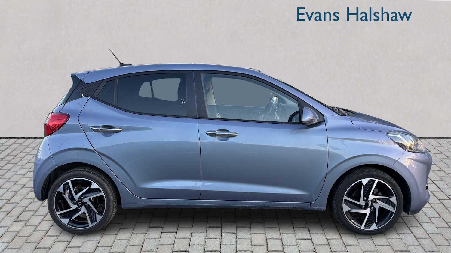 Used Hyundai i10 2024 for sale - 76648874: Photo 3