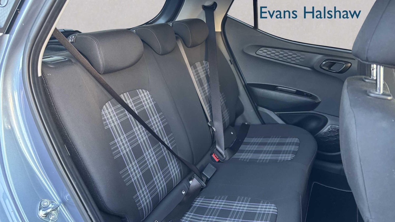 Used Hyundai i10 2024 for sale - 76648874: Photo 4