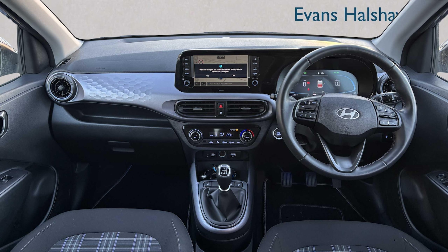 Used Hyundai i10 2024 for sale - 76648874: Photo 5