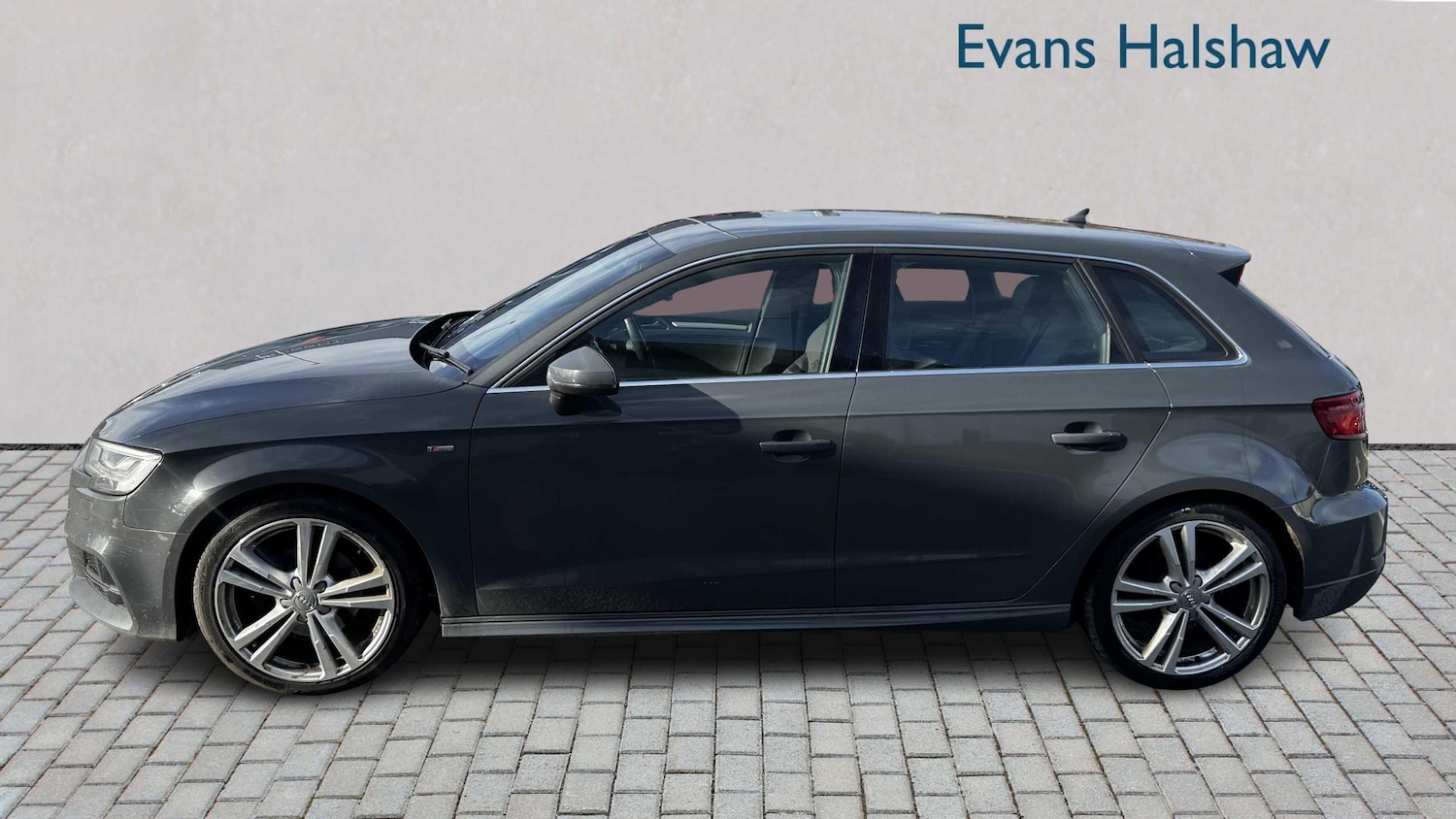 Used Audi A3 2017 for sale - 78129553: Photo 4