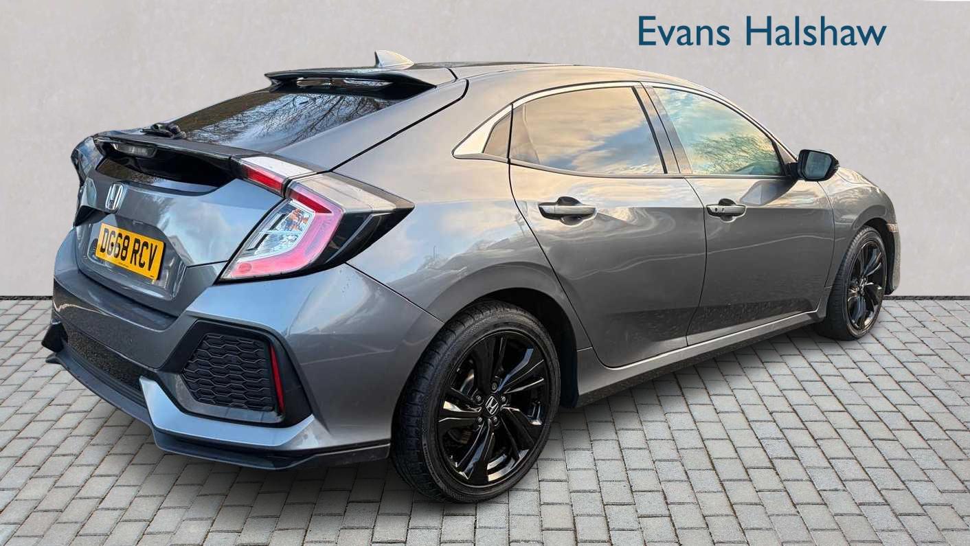 Used Honda Civic 2018 for sale - 77270124: Photo 10