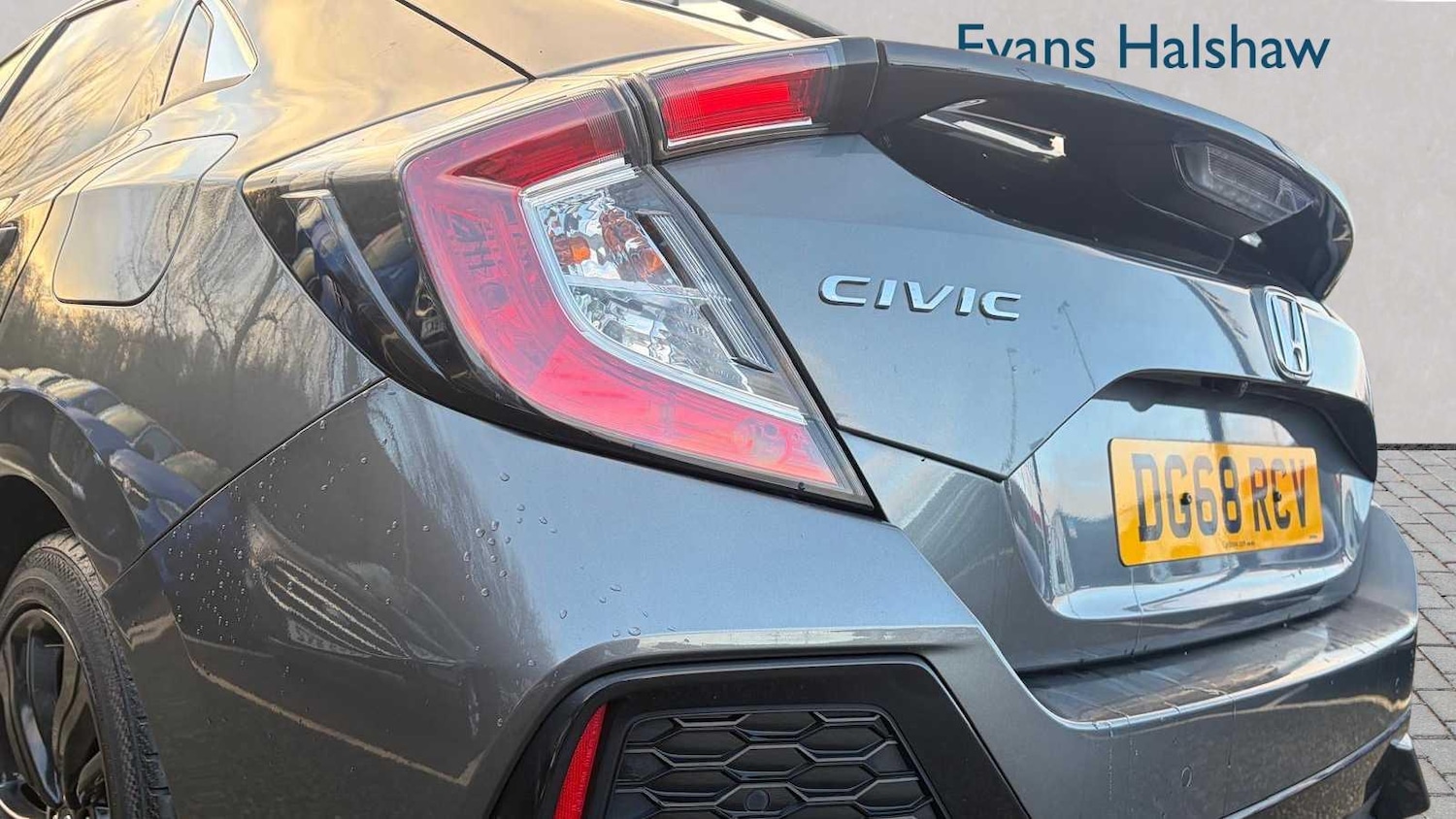 Used Honda Civic 2018 for sale - 77270124: Photo 6