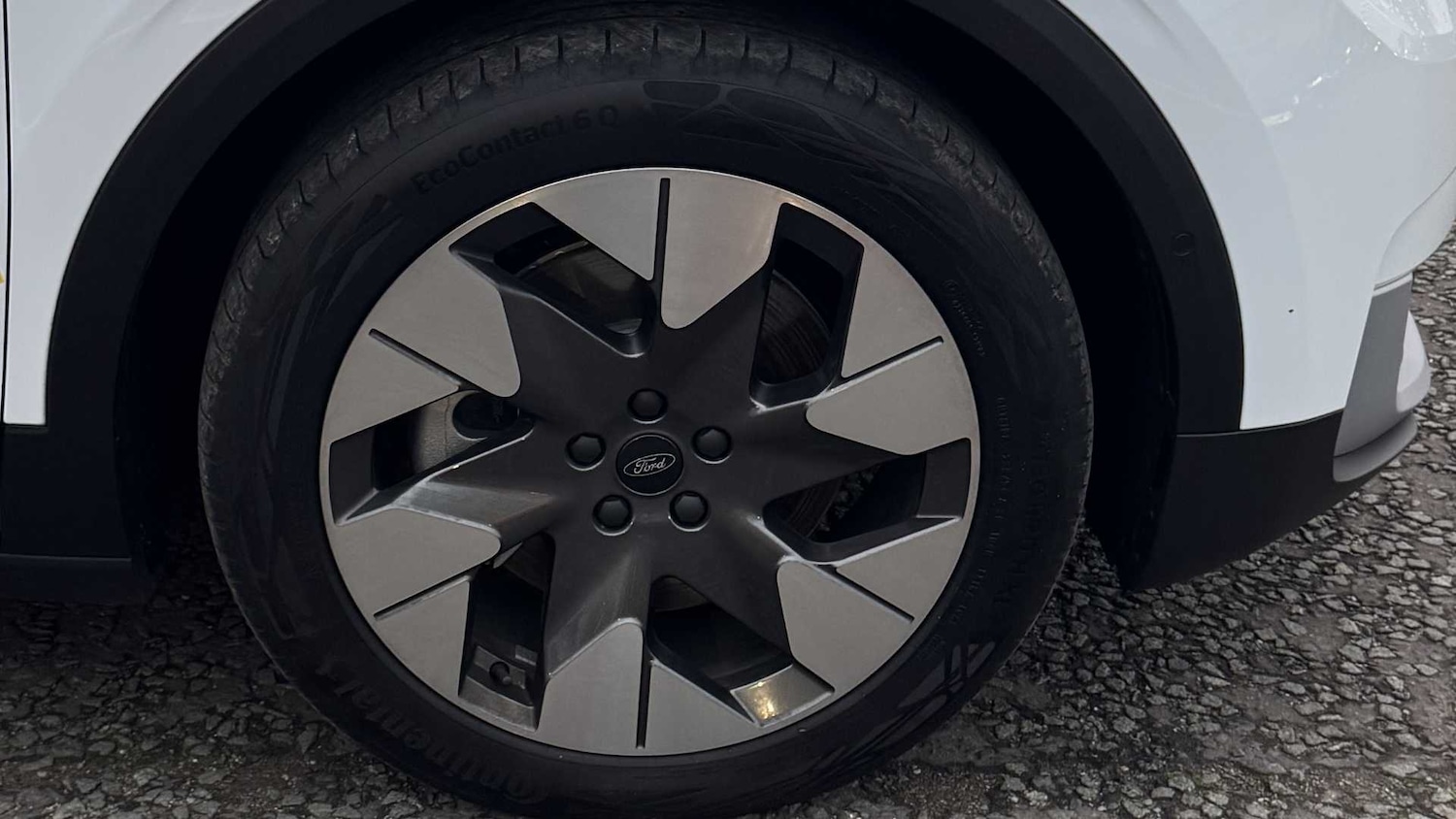 Used Ford Explorer 2024 for sale - 76218258: Photo 10