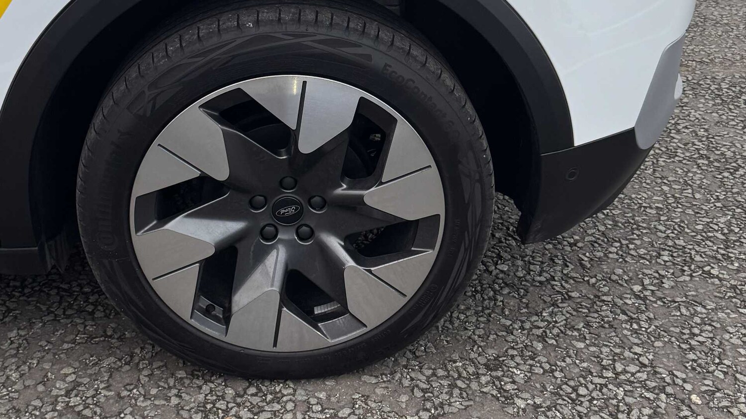 Used Ford Explorer 2024 for sale - 76218258: Photo 12