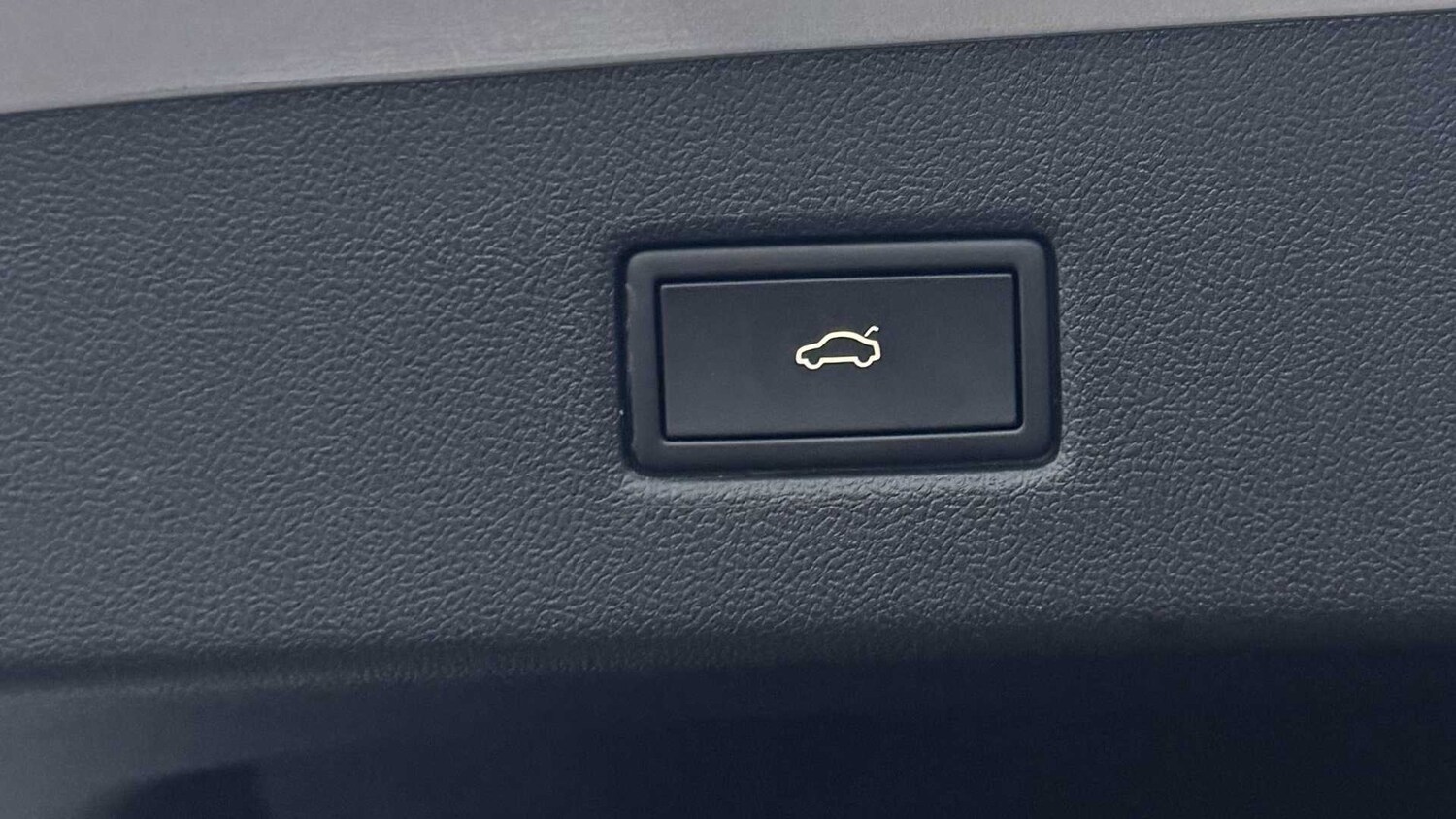 Used Ford Explorer 2024 for sale - 76218258: Photo 27
