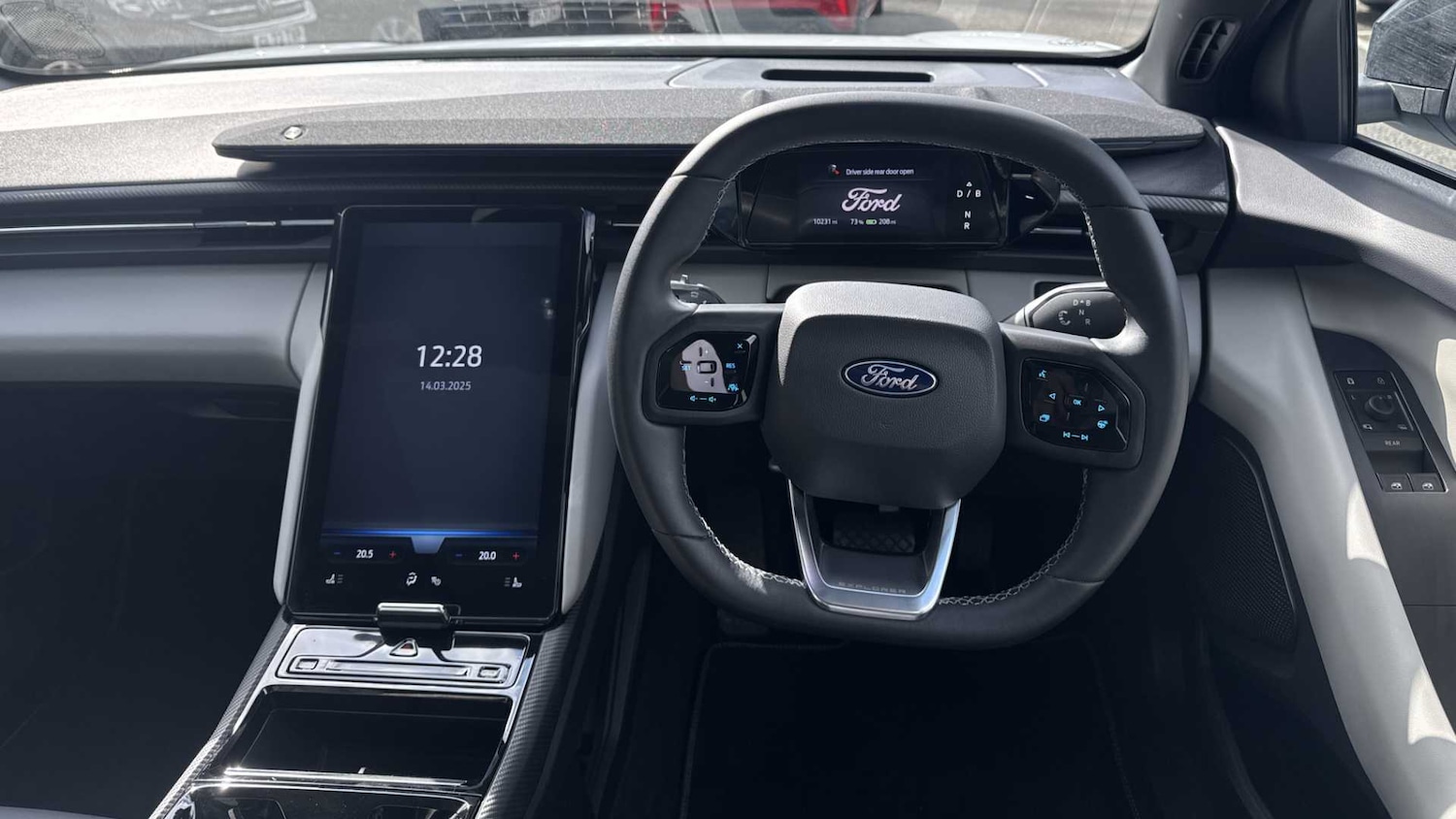 Used Ford Explorer 2024 for sale - 76218258: Photo 4