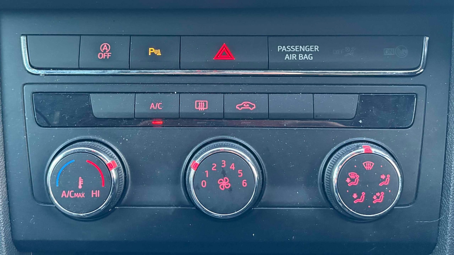 Used SEAT Leon 2019 for sale - 77928535: Photo 32