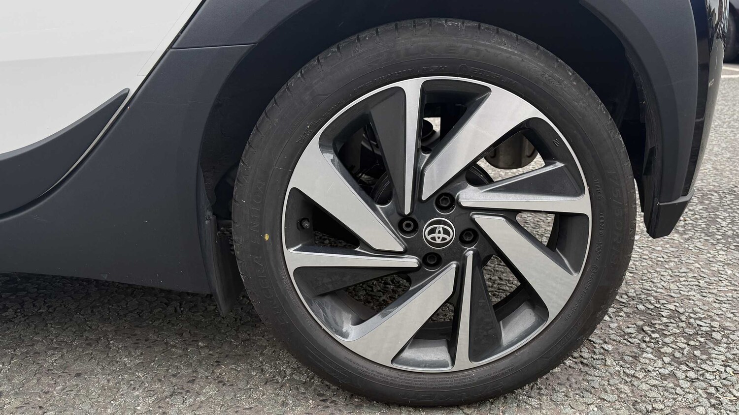 Used Toyota Aygo X 2024 for sale - 76262520: Photo 11