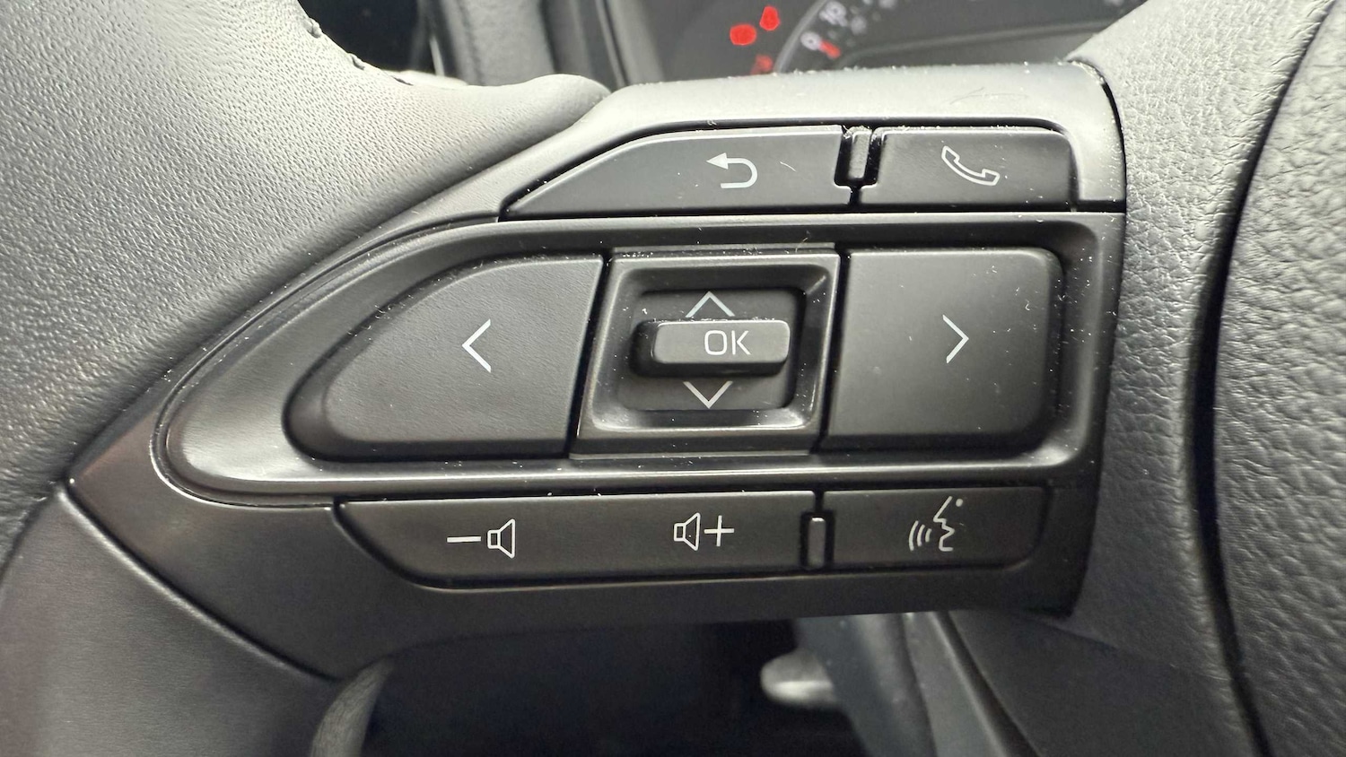 Used Toyota Aygo X 2024 for sale - 76262520: Photo 22