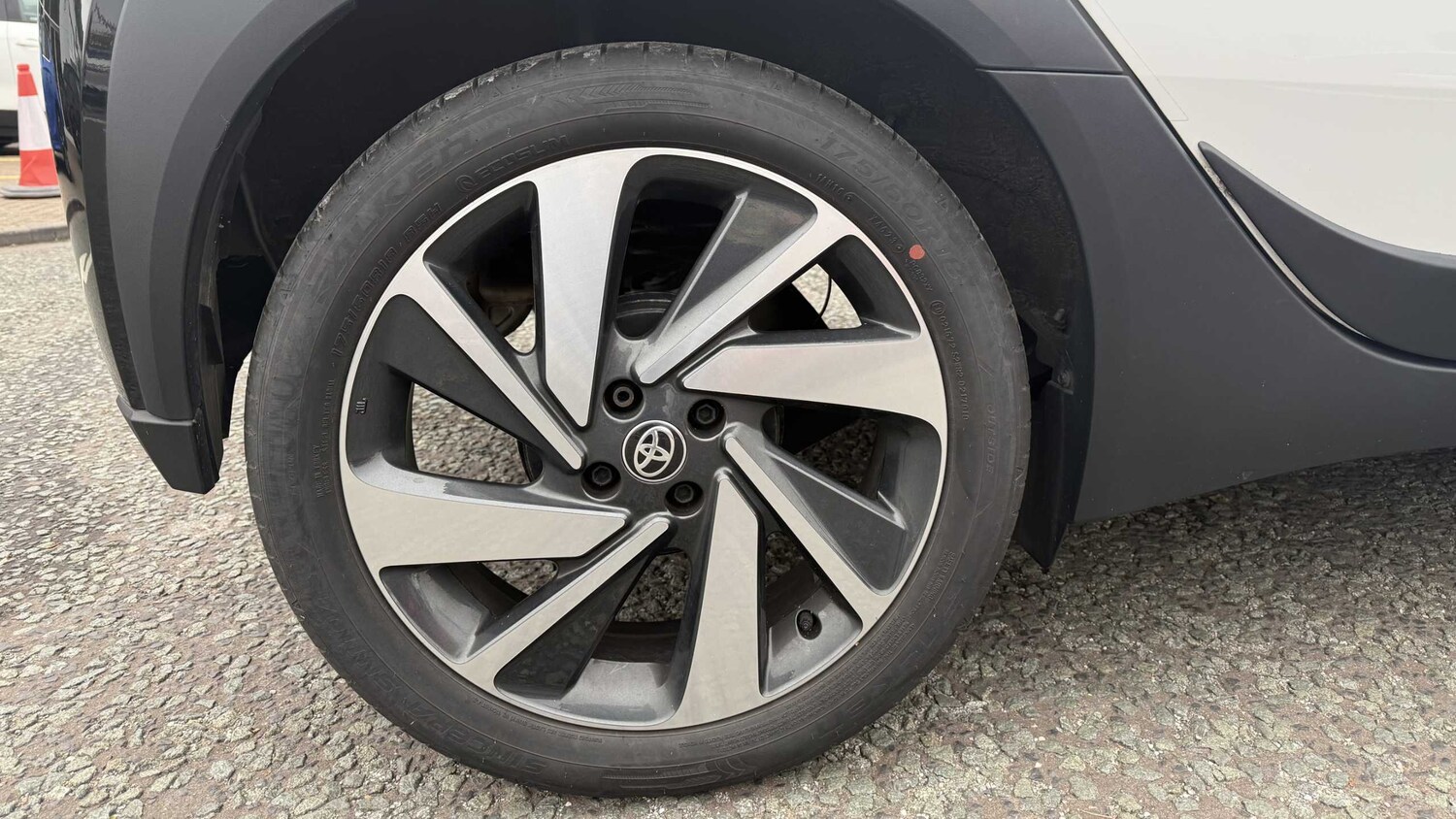 Used Toyota Aygo X 2024 for sale - 76262520: Photo 8