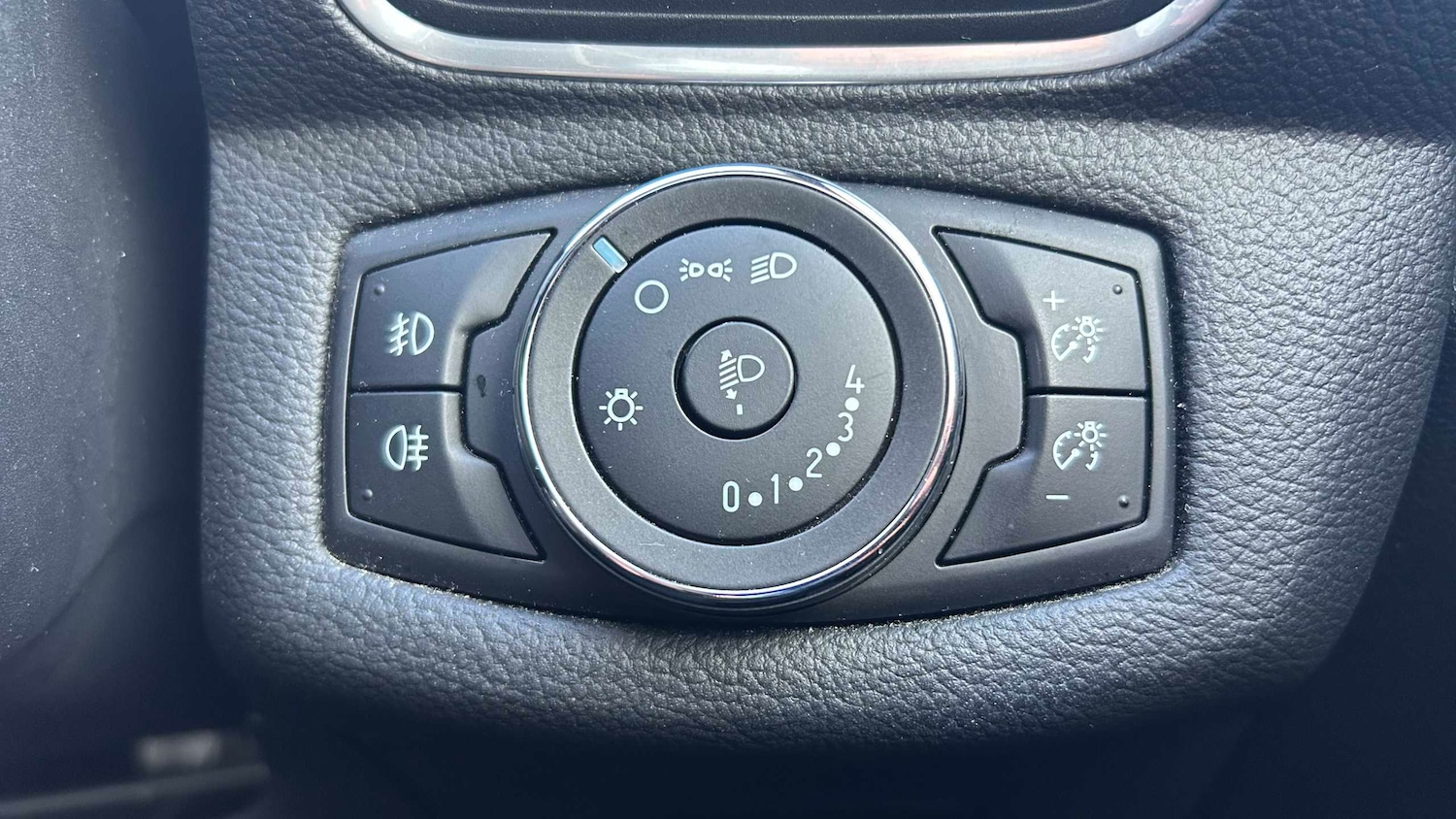 Used Ford B-MAX 2016 for sale - 76523977: Photo 28