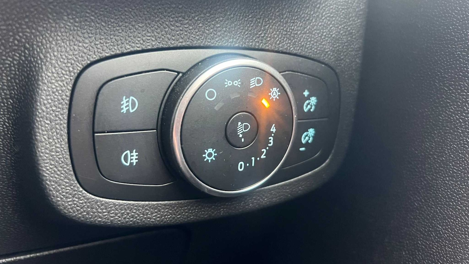 Used Ford Fiesta 2019 for sale - 77711214: Photo 12