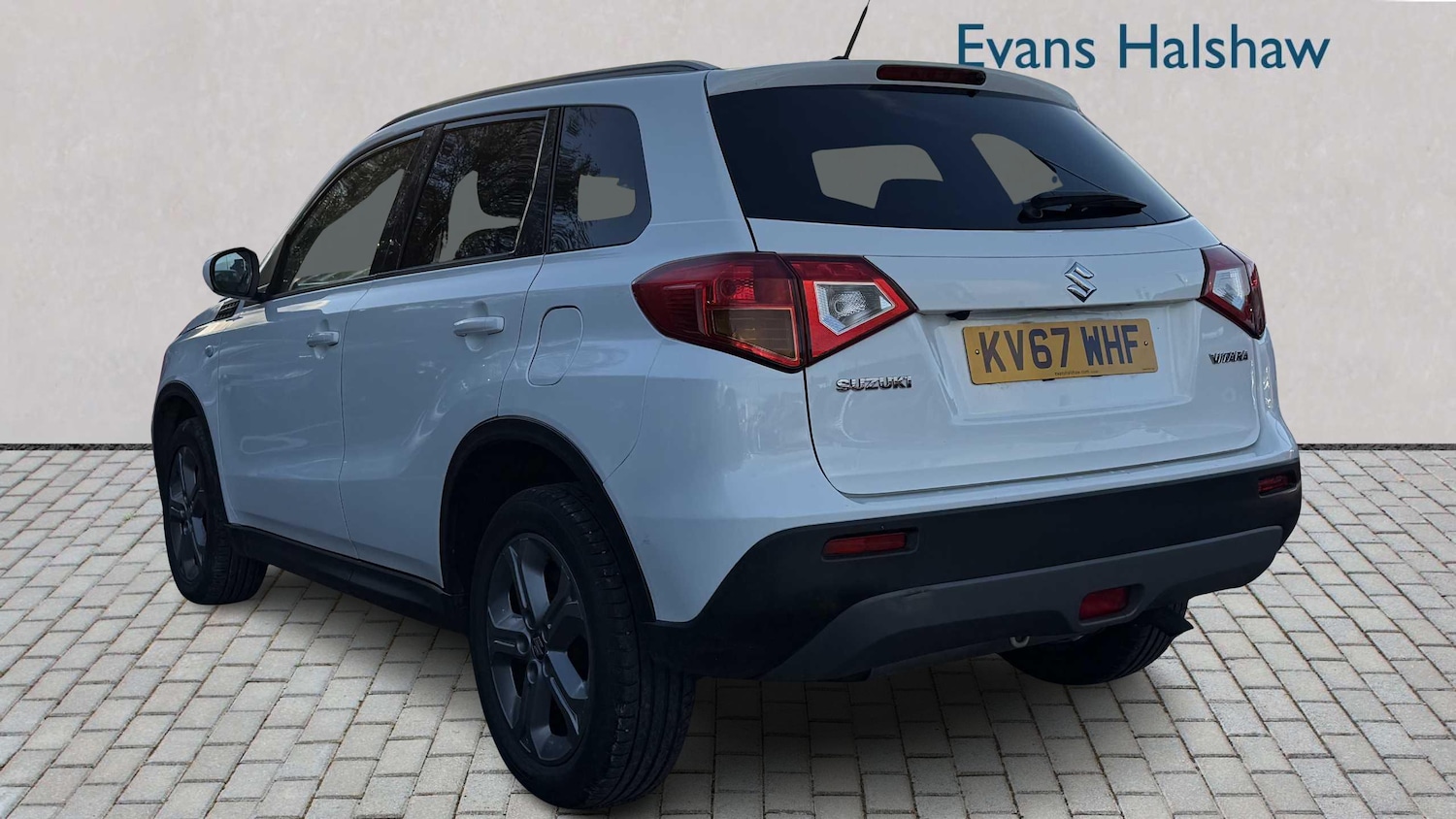 Used Suzuki Vitara 2017 for sale - 76401268: Photo 2