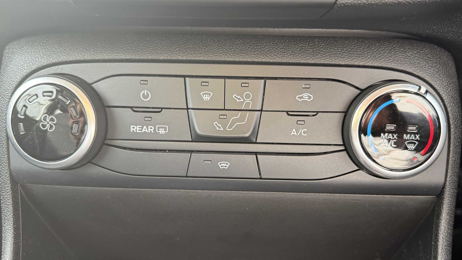 Used Ford Fiesta 2018 for sale - 76351638: Photo 21
