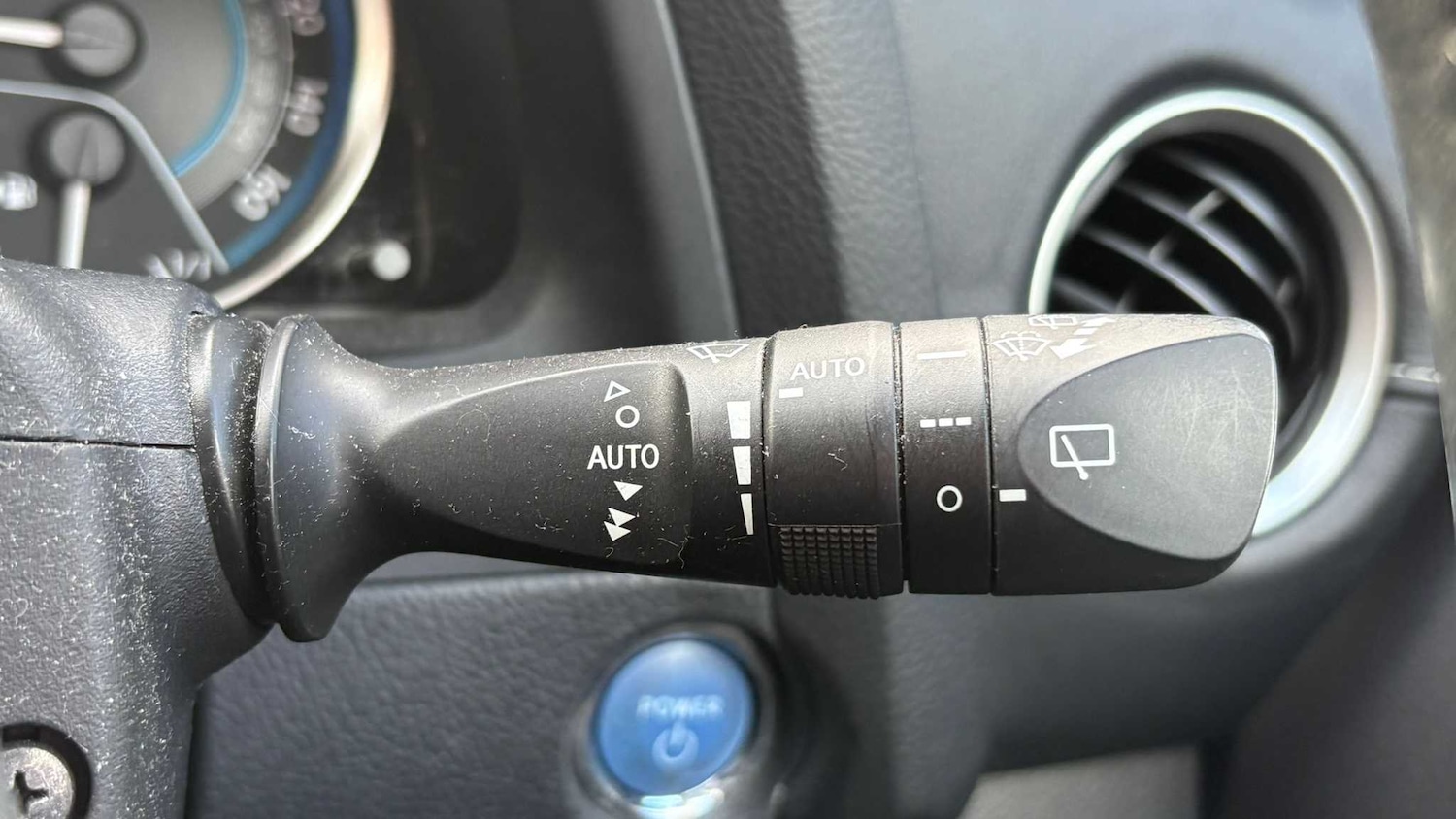 Used Toyota Auris 2014 for sale - 77885906: Photo 22