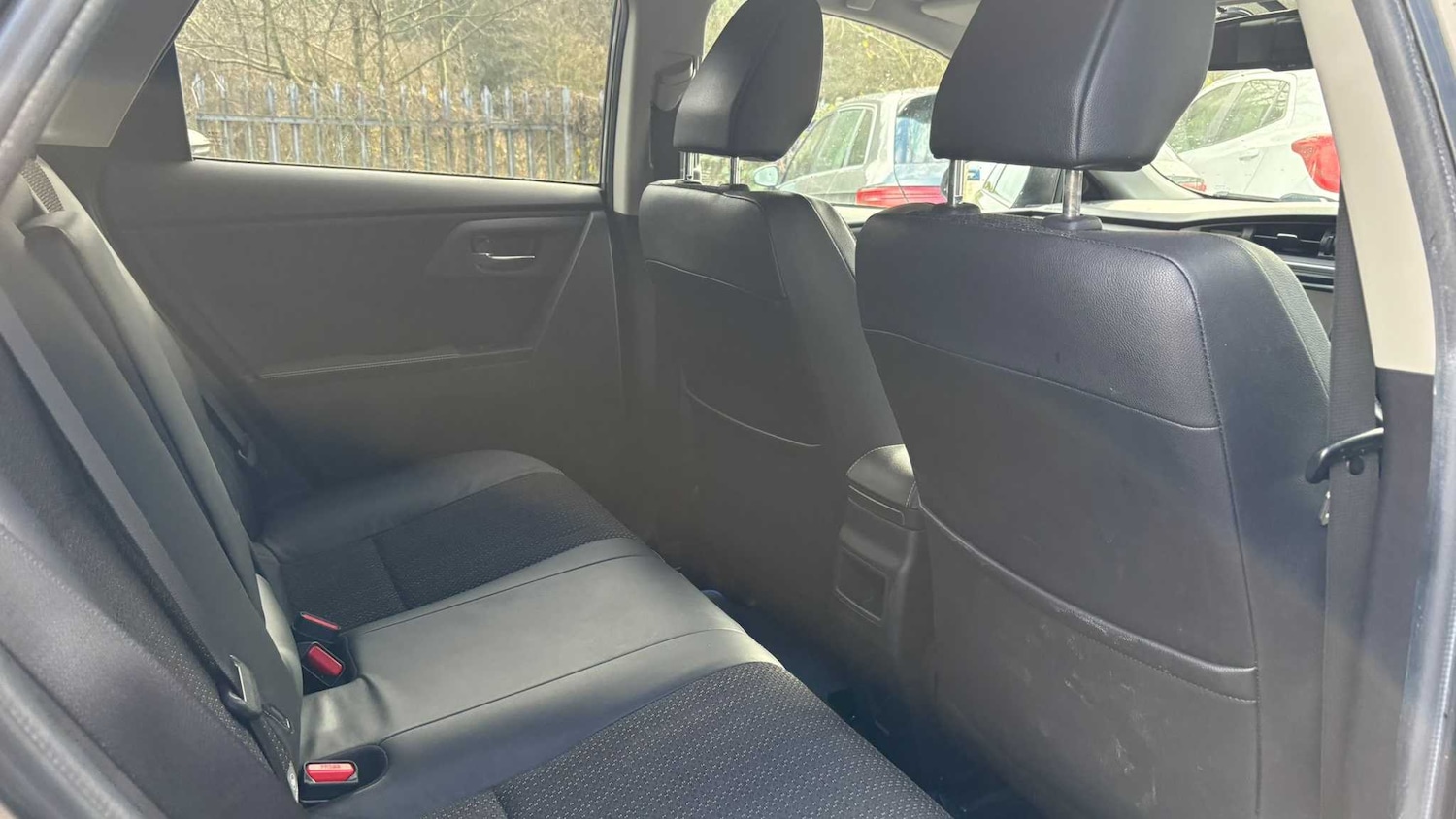 Used Toyota Auris 2014 for sale - 77885906: Photo 26