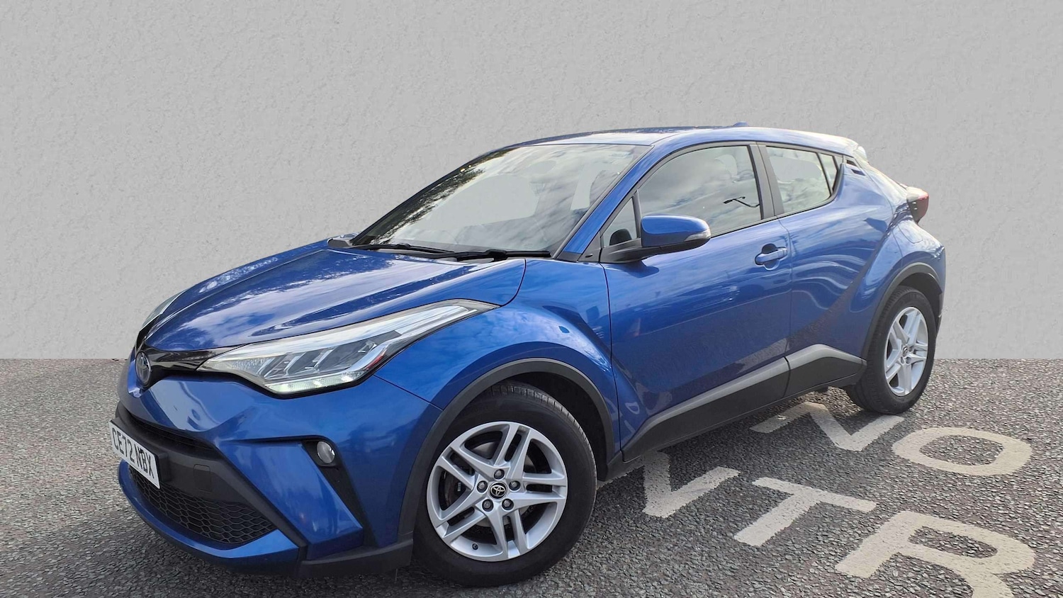 Used Toyota C-HR 2022 for sale - 76016096: Photo 3