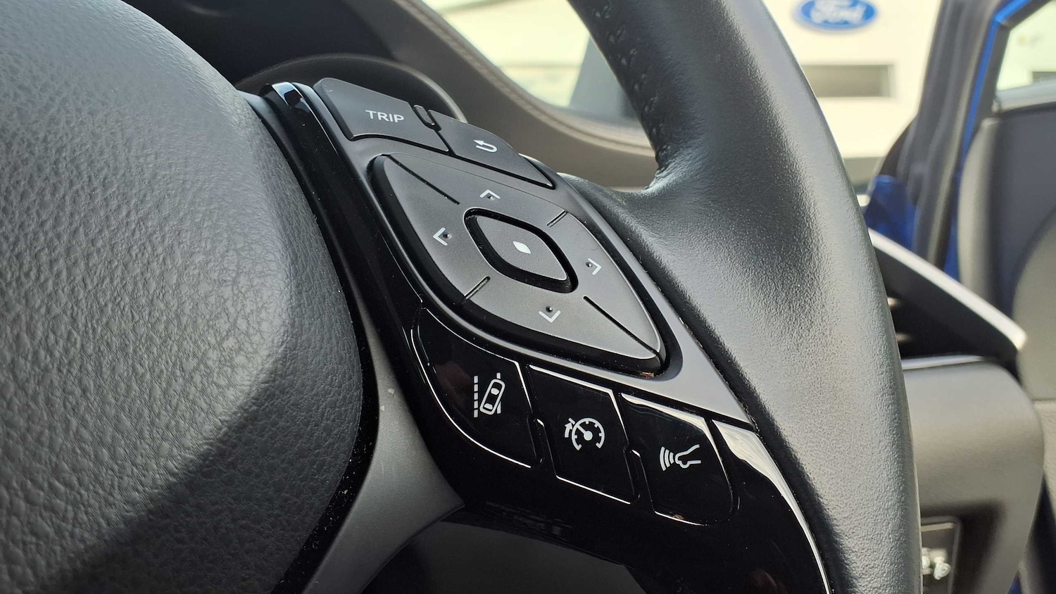 Used Toyota C-HR 2022 for sale - 76016096: Photo 31