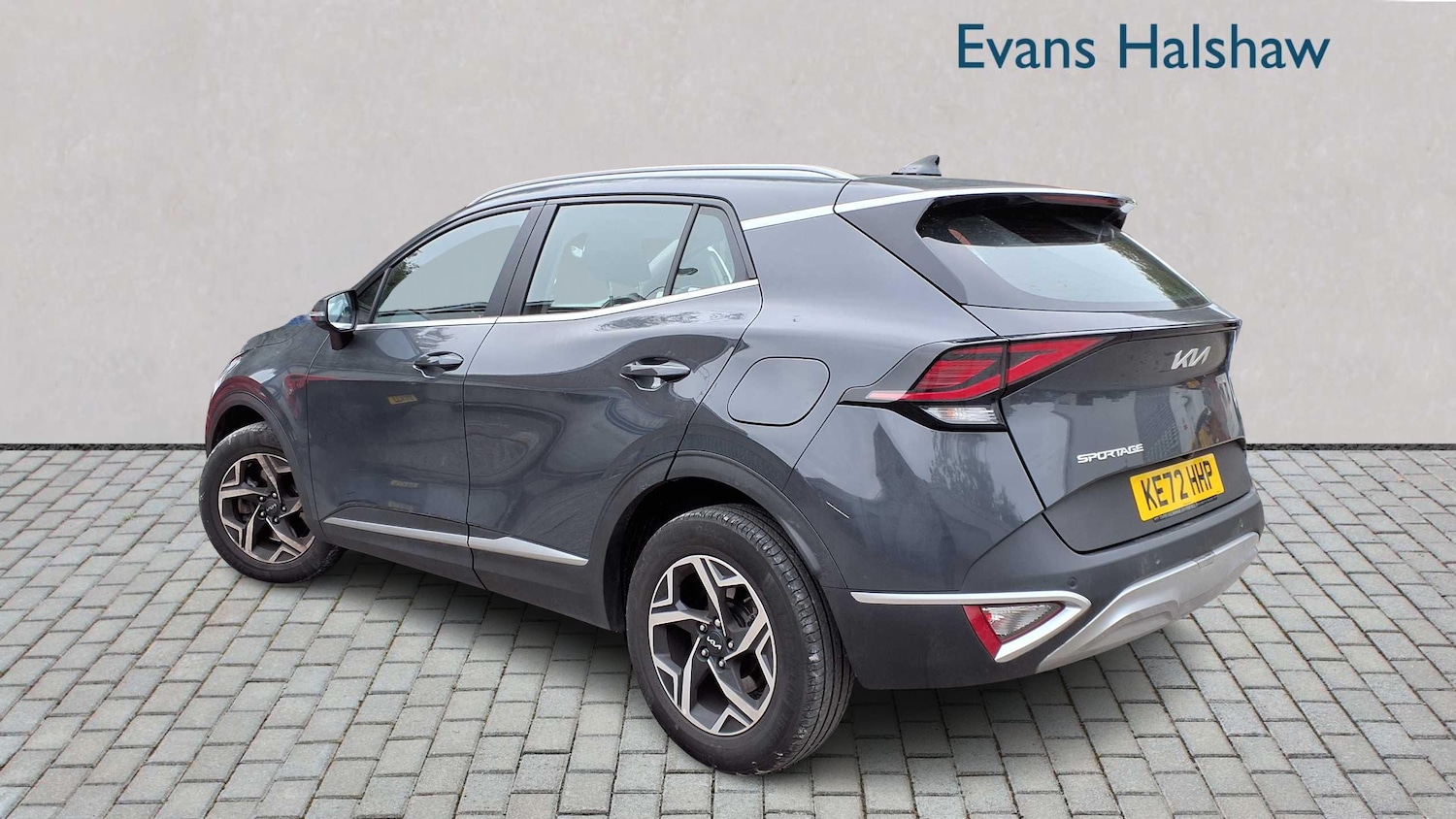 Used Kia Sportage 2023 for sale - 76262383: Photo 2