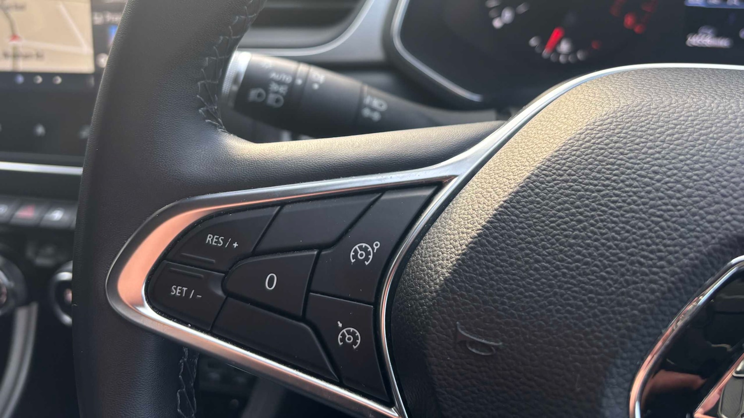 Used Renault Captur 2021 for sale - 76804887: Photo 24