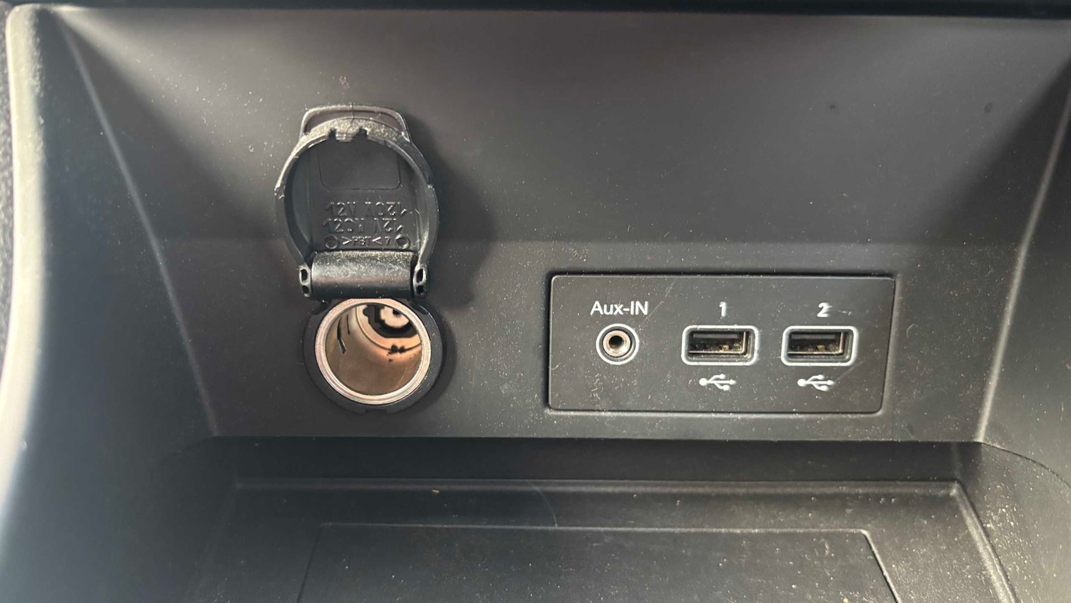 Used Renault Captur 2021 for sale - 76804887: Photo 30