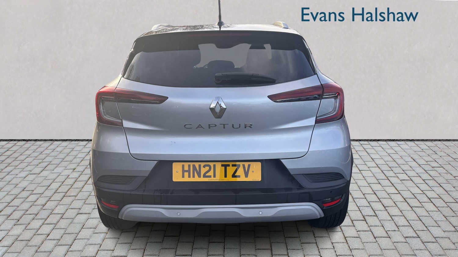 Used Renault Captur 2021 for sale - 76804887: Photo 8