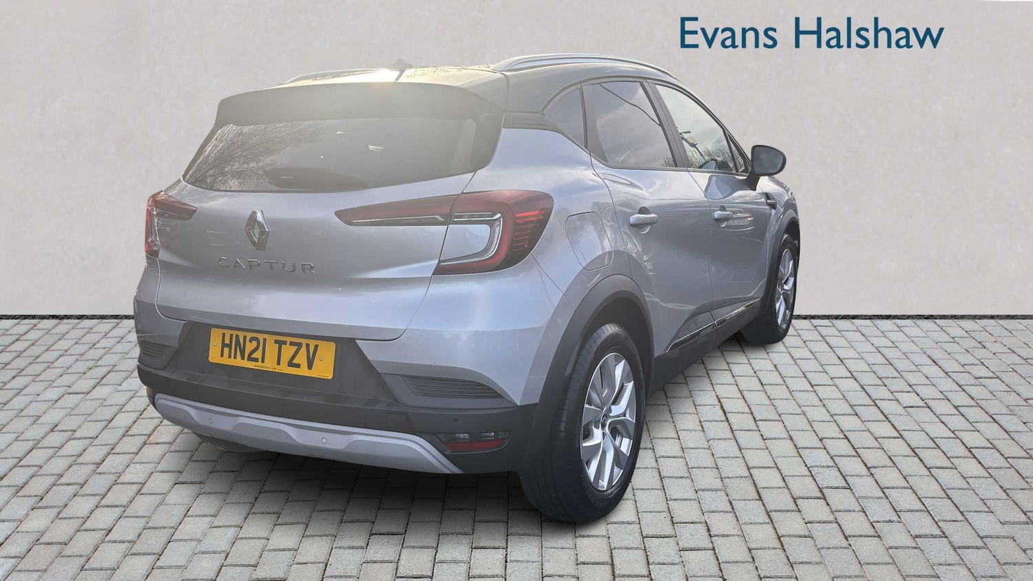 Used Renault Captur 2021 for sale - 76804887: Photo 9