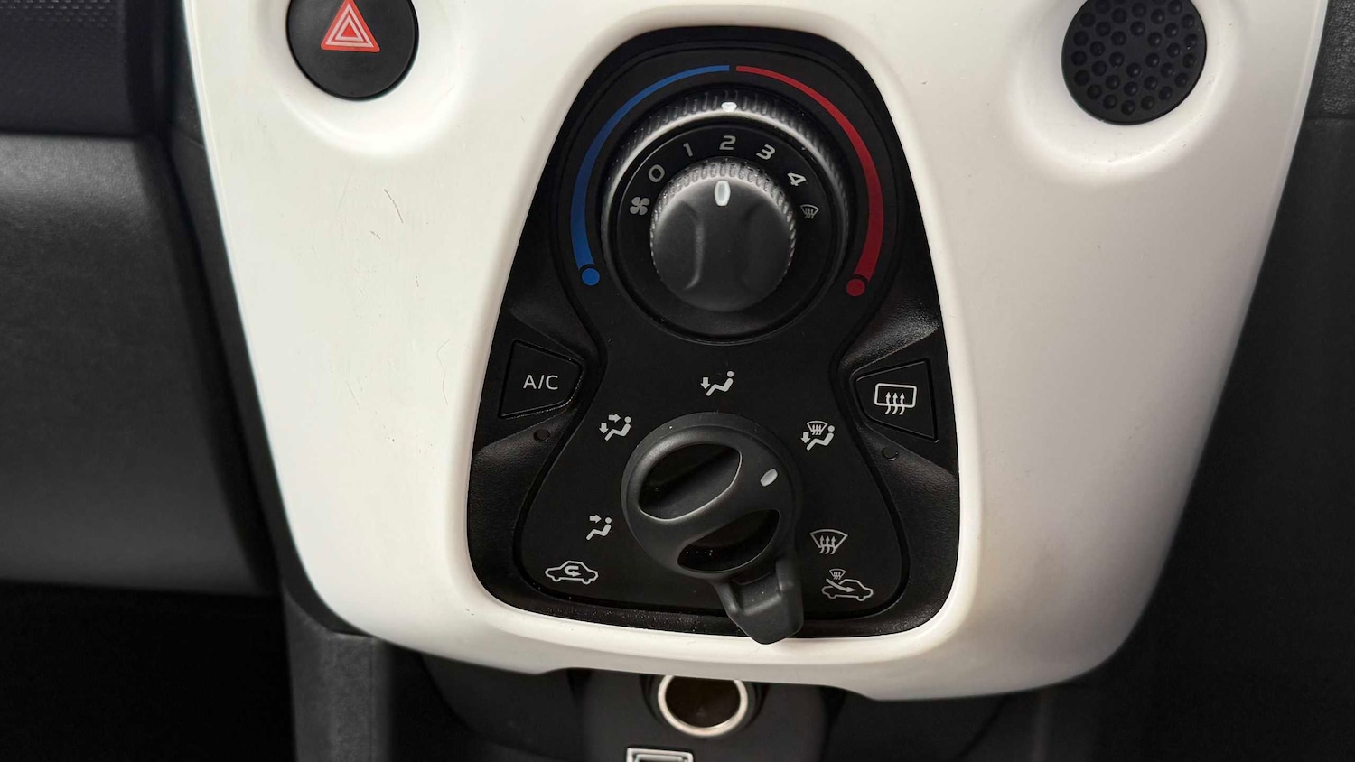 Used Citroen C1 2020 for sale - 76827751: Photo 26